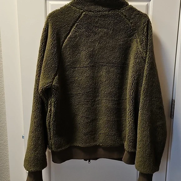 Velvet By Graham & Spencer Winter Fleece Bomber Jacket - Picture 4 of 6